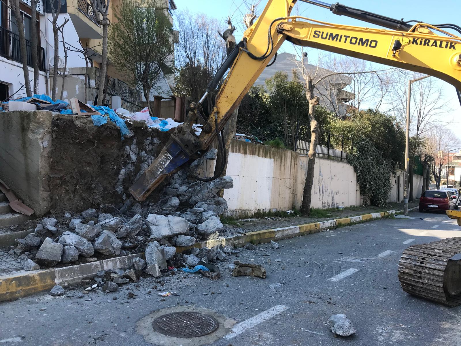 İzmir dekoratif duvar projesinde yüzey doku ve birleşim detayı